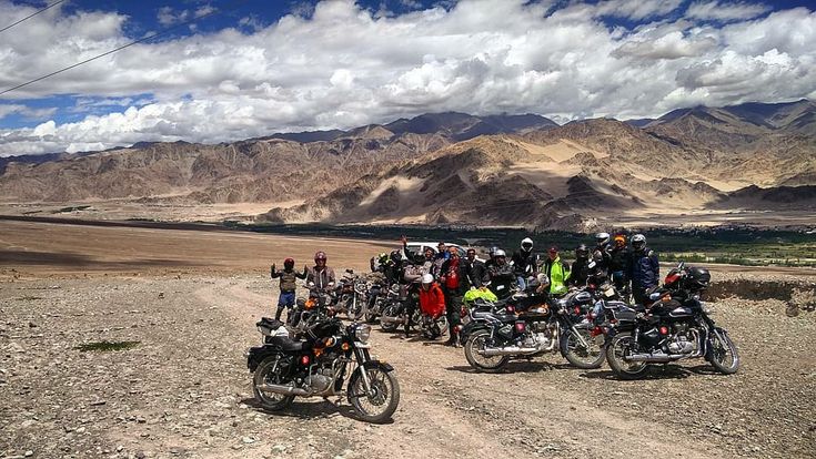 how to plan ahmedabad to ladakh bike road trip